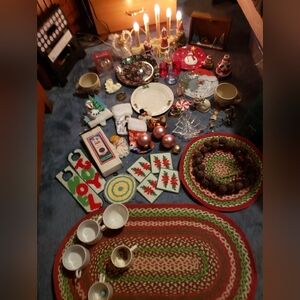 - ☆☆UPDATED☆☆ Over 100  Christmas item lot